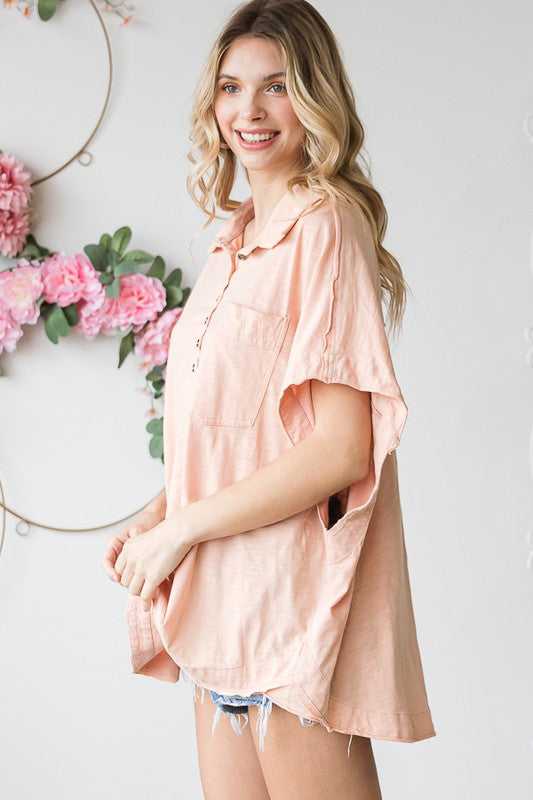 WASHED COLLARED V NECK SHORT SLEEVE OVERSIZED TOP