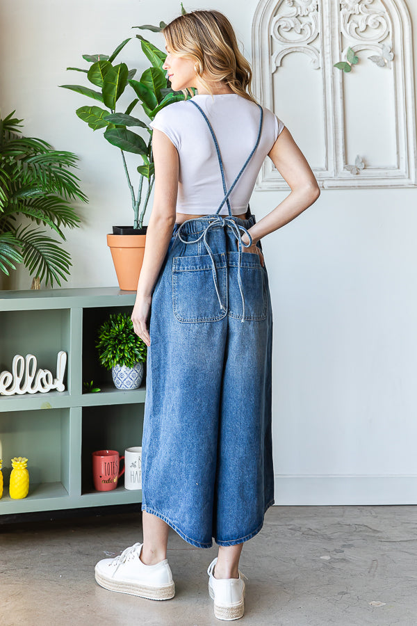 WASHED FRONT POCKET SLEEVELESS DENIM JUMPSUIT