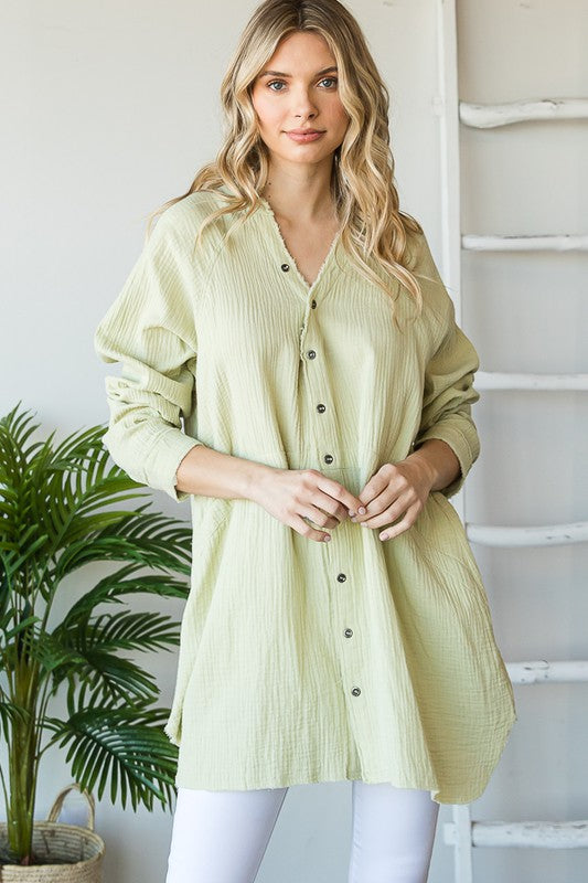 WASHED V NECK BUTTON DOWN FRONT GAUZE SHIRT