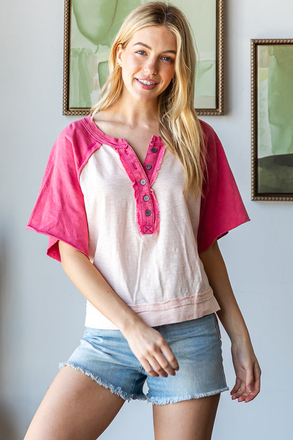 WASHED CONTRAST HENLEY NECK SHORT SLEEVE TEE