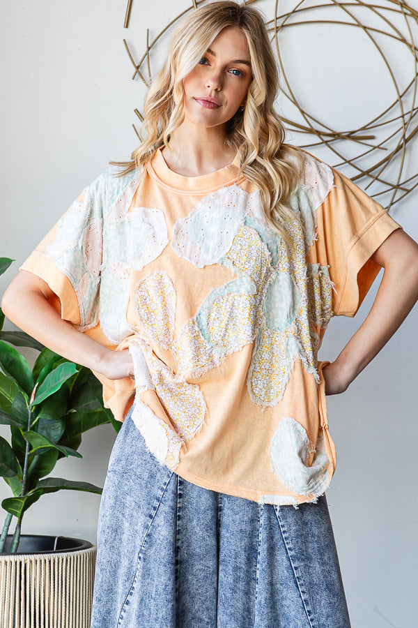 FLORAL PATCHWORK OVERSIZED TEE