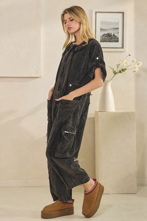 WASHED SHORTSLEEVED JUMPSUIT