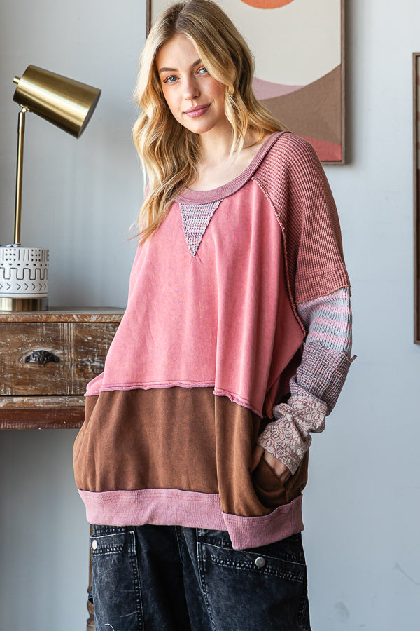 WASHED COLORBLOCK DETAIL MIX MEDIA PULLOVER TOP