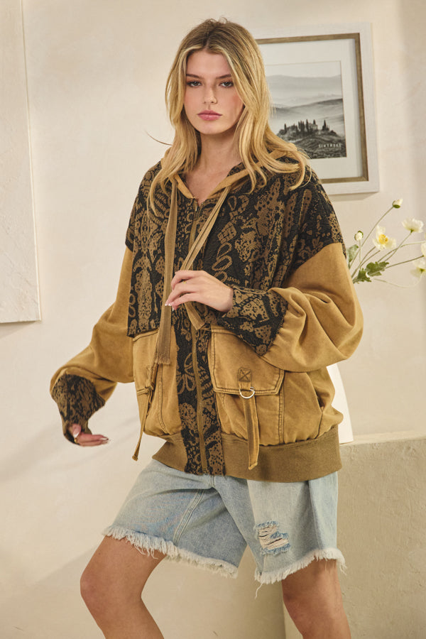 WASHED PRINTED PATTERN CONTRAST HOODED JACKET