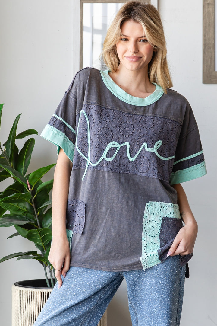 WASHED EYELET COLORBLOCK LOVE TEE SHIRT