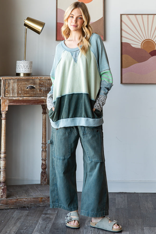 WASHED COLORBLOCK DETAIL MIX MEDIA PULLOVER TOP