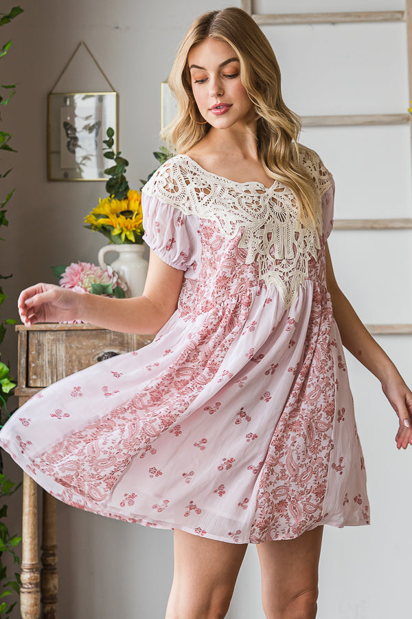 PRINTED CROCHET YOKE CONTRAST MINI DRESS