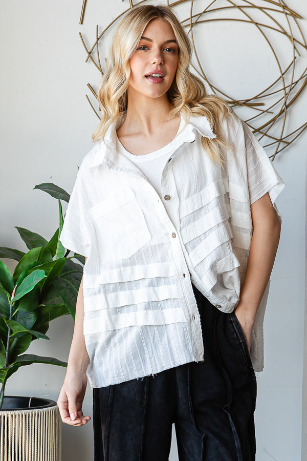 WASHED TUCKED DETAIL BUTTON FRONT SHORT SLEEVE SHIRT