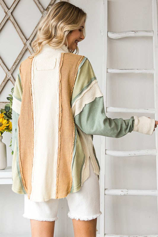 COLORBLOCK FUNNEL NECK PULLOVER TOP