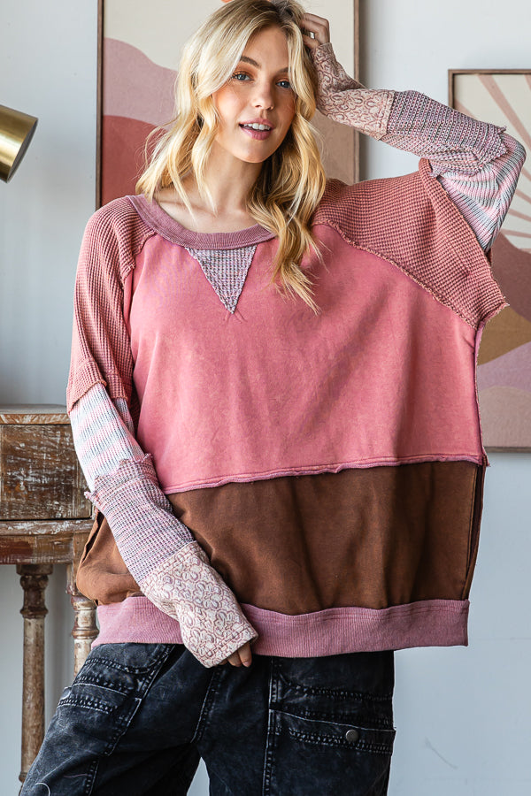 WASHED COLORBLOCK DETAIL MIX MEDIA PULLOVER TOP