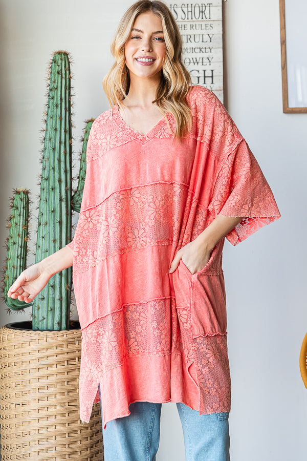LACE MIX MEDIA SHORT SLEEVE FRAYED HEM BOXY TOP