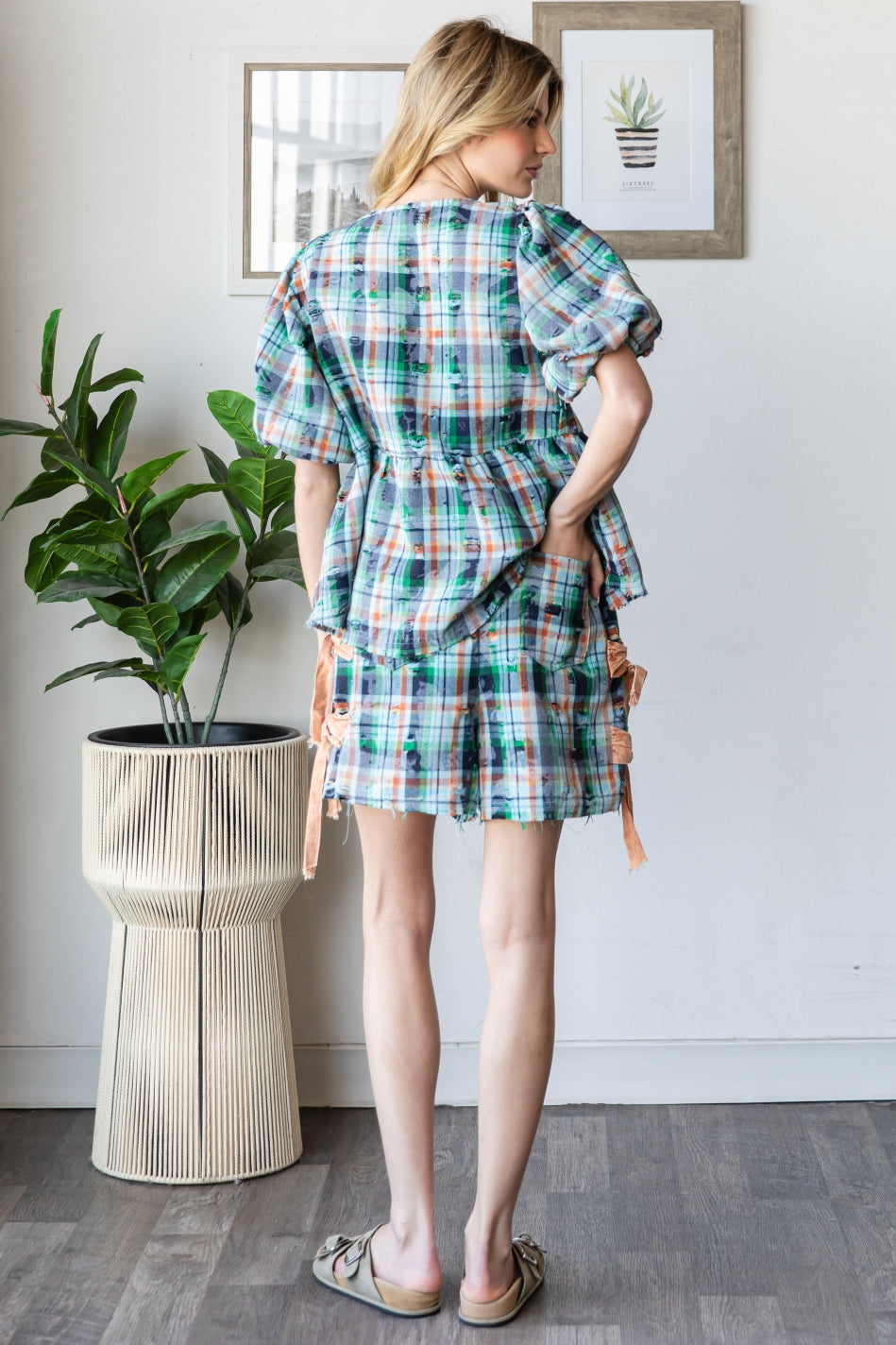 WASHED PLAID RIBBON TOP SHORT TWO PIECE SET