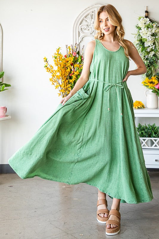 WASHED SLEEVELESS TIE WASIT FLARE HEM MAXI DRESS