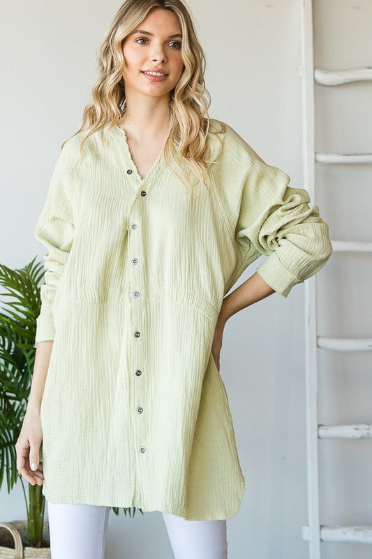 WASHED V NECK BUTTON DOWN FRONT GAUZE SHIRT