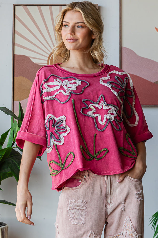 WASHED FLOWER APPLIQUE SHORT SLEEVE KNIT TOP