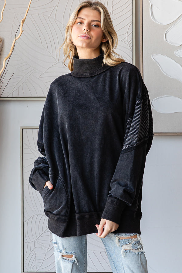 MINERAL WASHED FUNNELNECK LONG SLEEVE PULLOVER TOP
