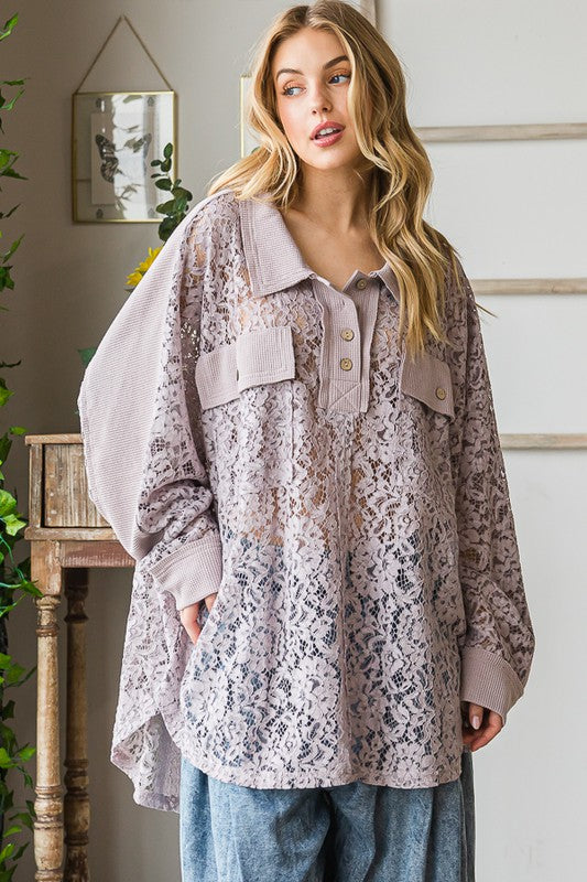 WASHED COLLAR BUTTON NECK MIX MEDIA LACE TOP