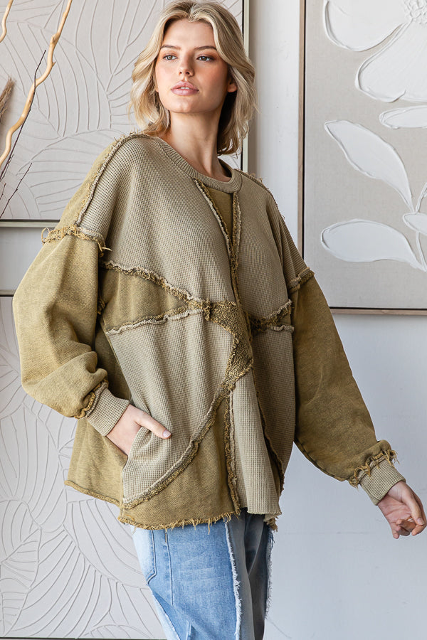 WASHED STAR PATCHWORK SOFT PULLOVER TOP