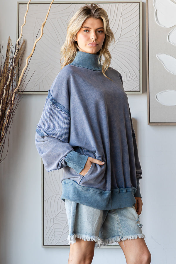 MINERAL WASHED FUNNELNECK LONG SLEEVE PULLOVER TOP