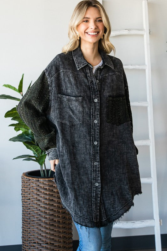 WASHED LACE CONTRAST SLEEVE FRONT POCKET SHACKET