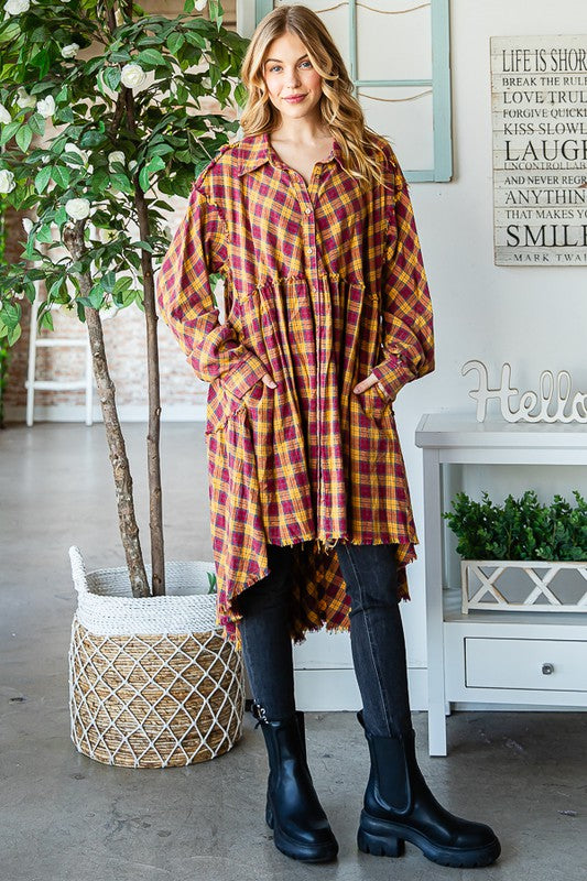 WASHED TIERED RUFFLE BACK DETAIL PLAID TUNIC SHIRT
