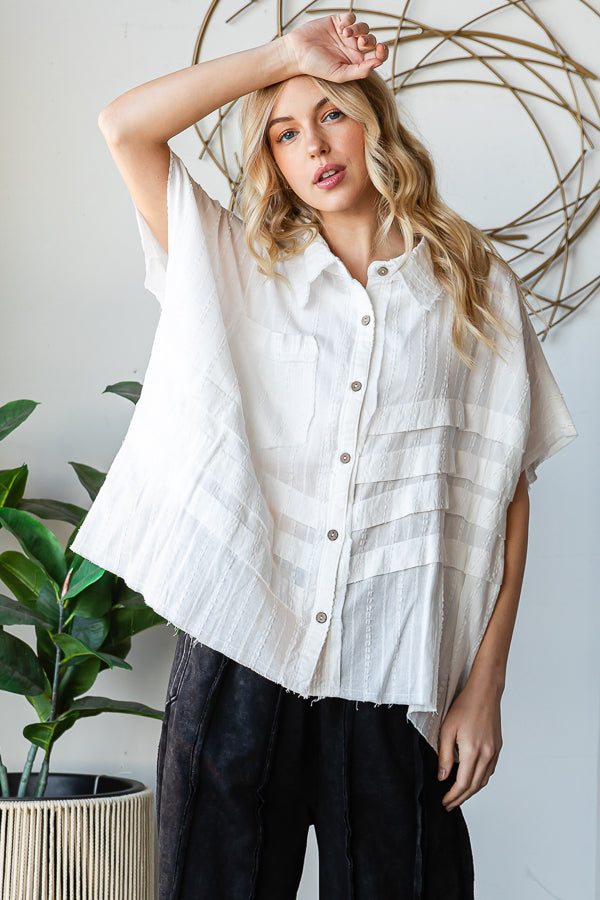 WASHED TUCKED DETAIL BUTTON FRONT SHORT SLEEVE SHIRT