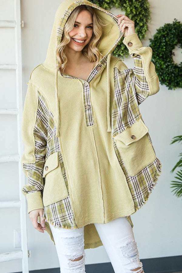 WASHED FLANNEL CONTRAST HOODED WAFFLE PULLOVER TOP