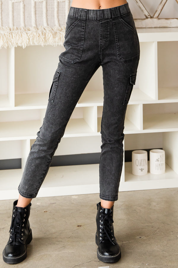 WASHED MID RISE STRETCHED SKINNY CARGO PANTS
