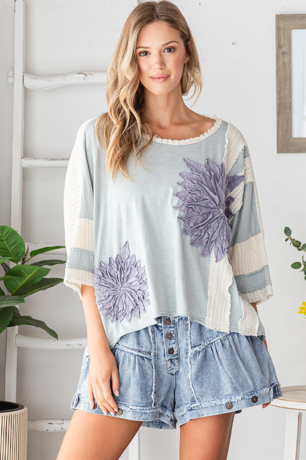 WASHED 3D FLOWER BOXY KNIT TOP