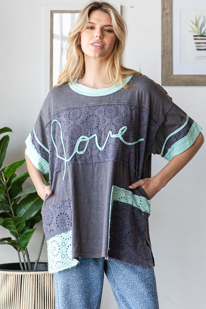 WASHED EYELET COLORBLOCK LOVE TEE SHIRT