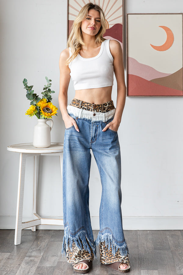 WASHED DOUBLED WAIST WITH FRAYED HEM JEANS