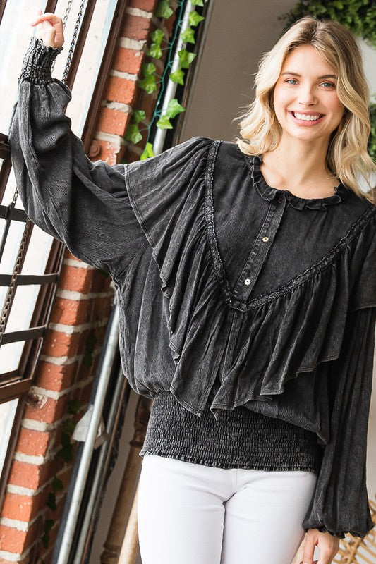 WASHED RUFFLE DETAIL WASHED SMOCKED HEM TOP