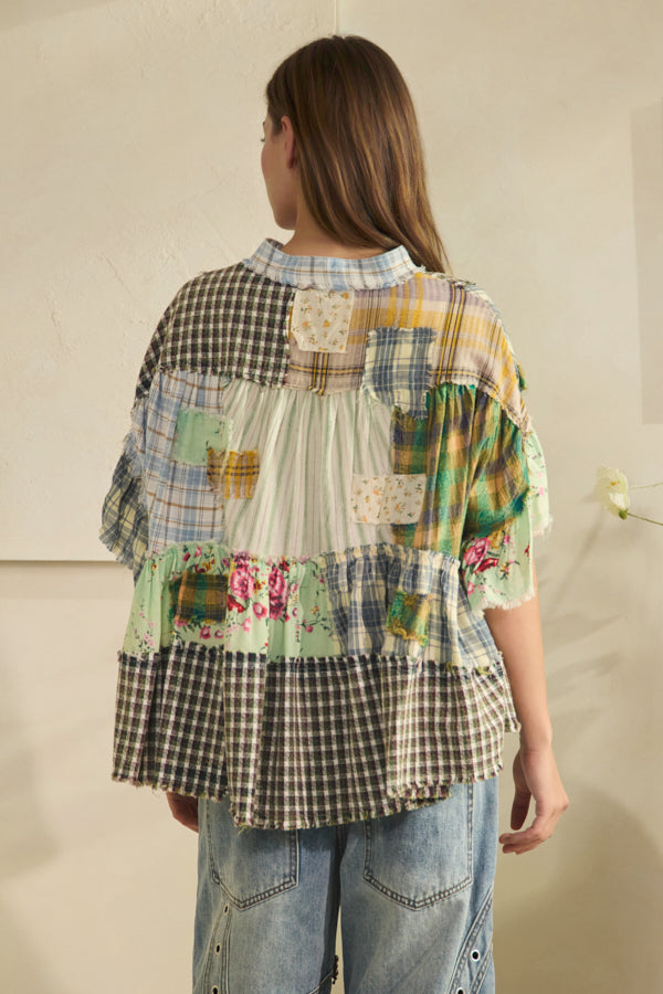 WASHED RUFFLE HEM MIXED PLAID TOP