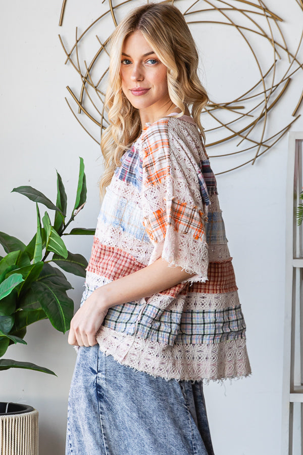 WASHED LACE INSERT PLAID MIX KNIT TOP