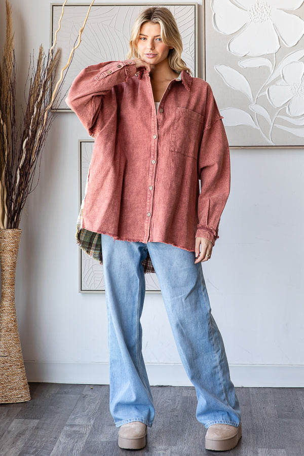 WASHED PLAID PACTHWORK BACK DETAIL SHIRT