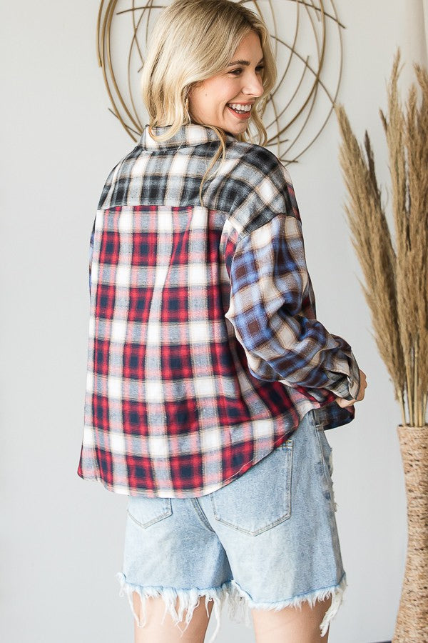 MIXED COLOR PLAID BUTTON DOWN SHIRT