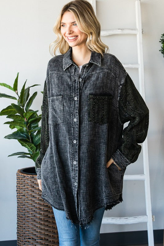 WASHED LACE CONTRAST SLEEVE FRONT POCKET SHACKET