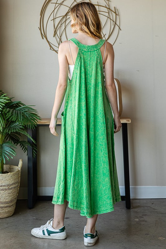 WASHED SLEEVELESS FRONT POCKET WIDE LEG ROMPER