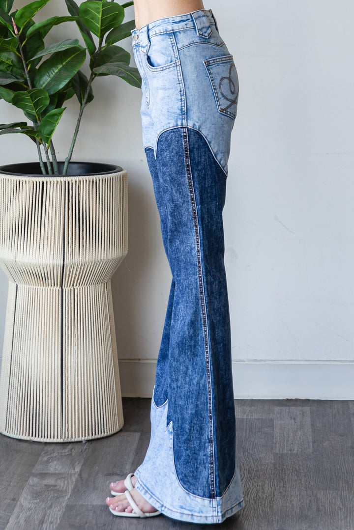 TONAL WASH COLOR BLOCK BOOTCUT DENIM JEANS