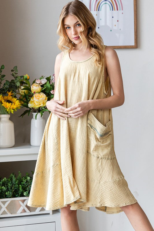 MINERAL WASHED SIDE POCKET FLARE HEM TANK DRESS