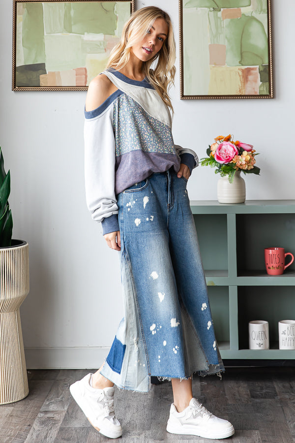 WASHED CROPPED DENIM JEANS