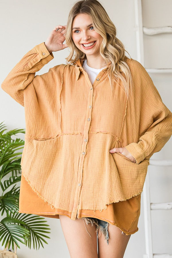 MINIERAL WASHED LAYERED HEM HOODED GAUZE SHIRT