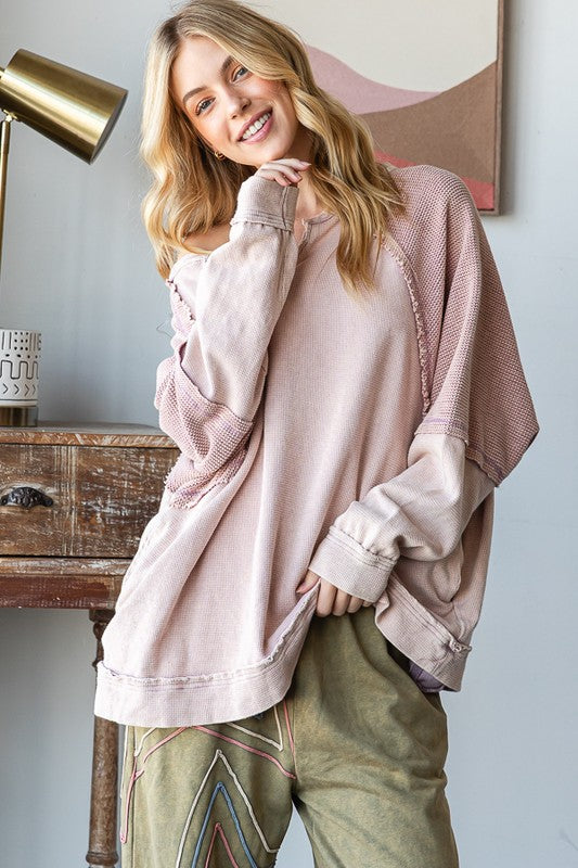 COLORBLOCK NOTCHED V NECK LONG SLEEVE PULLOVER TOP