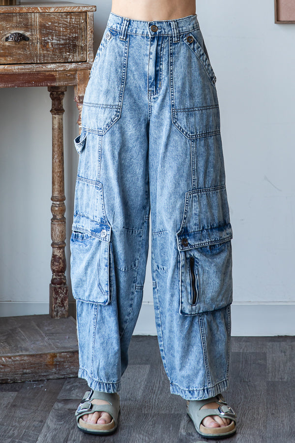 WASHED 3D POCKETS WIDE LEG CARGO DENIM PANTS