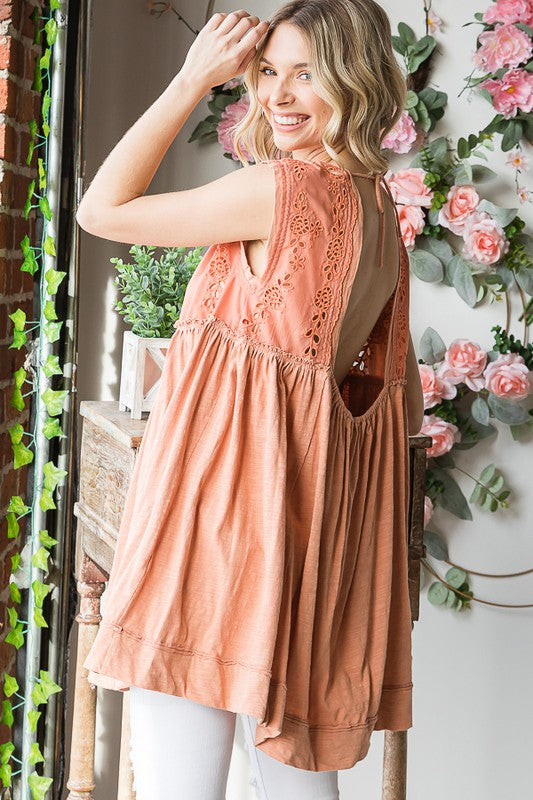 MINERAL WASHED EMBROIDEY PEPLUM TUNIC TOP