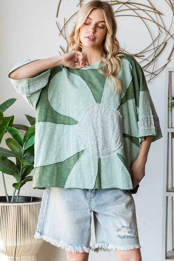 WASHED DAISY PATCHWORK OVERSIZED TOP