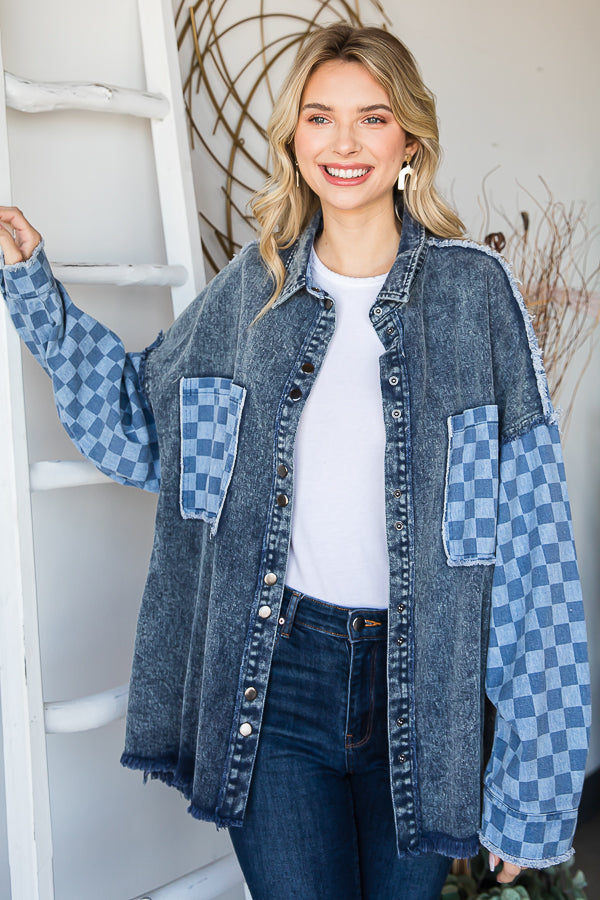 MINERAL WASHED CHECKERED SLEEVE DENIM SHACKET