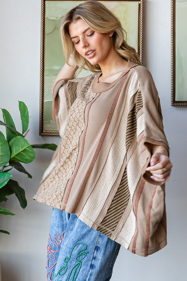 WASHED PRINTED DETAILED VERTICAL PRINTED KNIT TOP