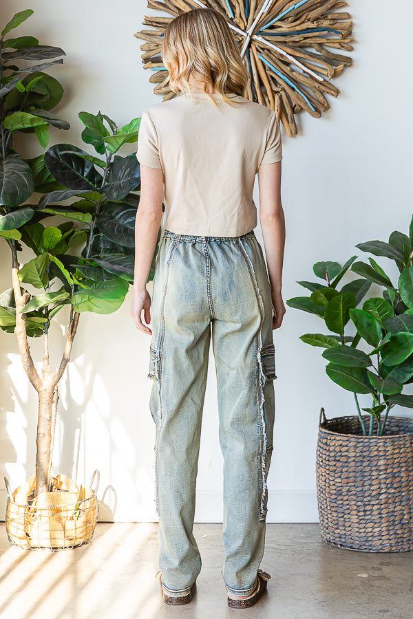 WASHED STRETCH CARGO DENIM JEANS