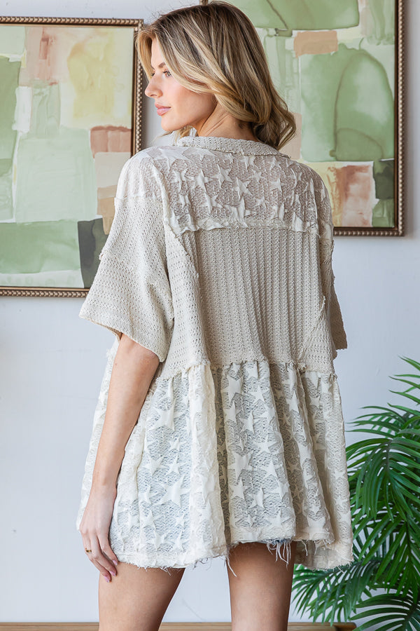 STAR JACQUARD CONTRAST FLARE HEM SHORT SLEEVE TOP